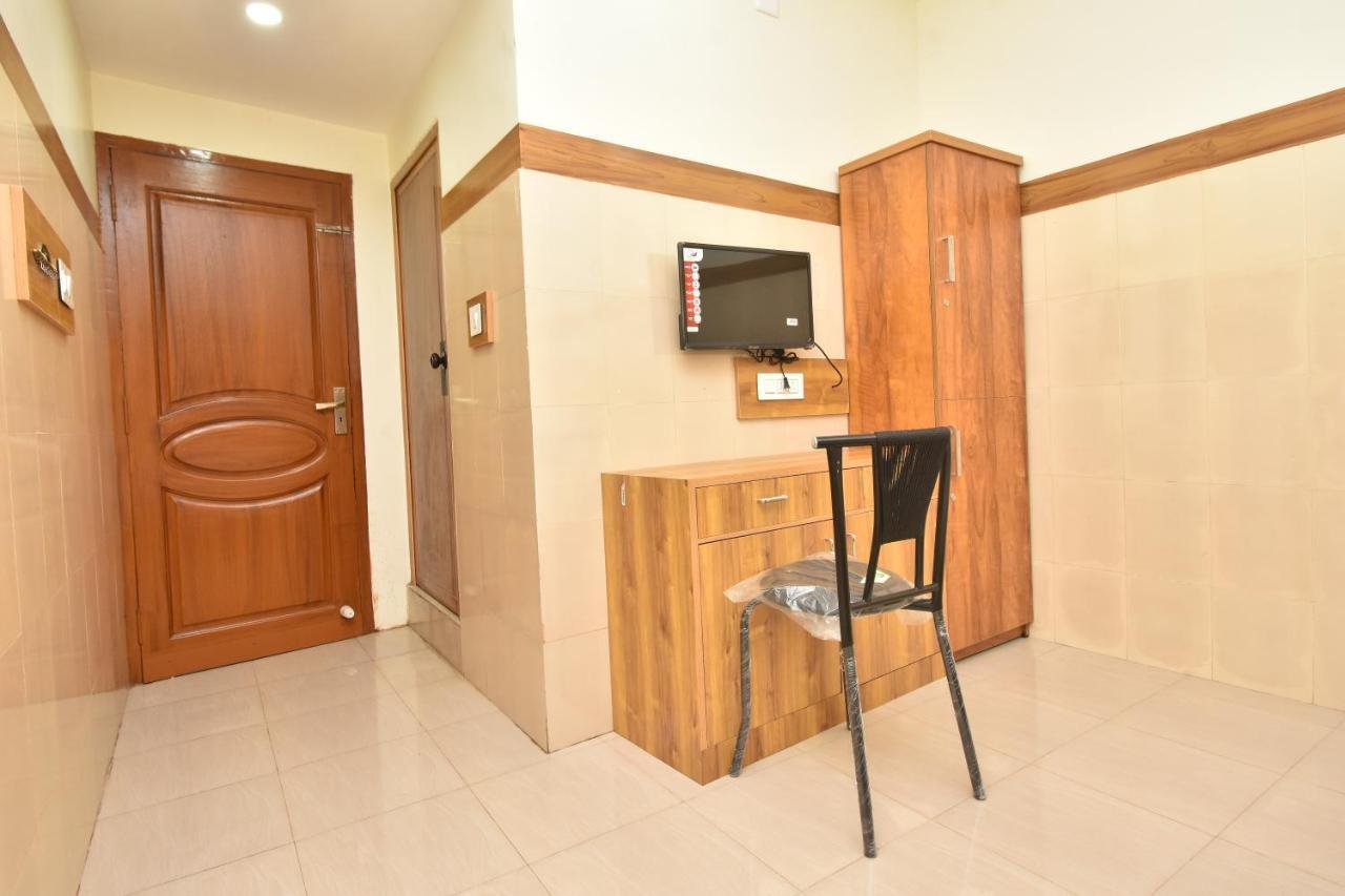Hotel Kannur Capital Caltex Eksteriør bilde